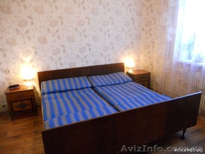 Продам 2 кровати от спальни (ГДР)  #770760