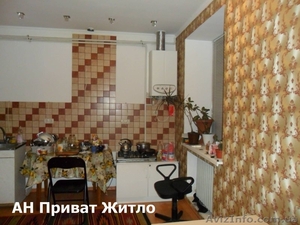 Срочно продам 2 комнатную в центре,  остановка ДК ПТК #782688