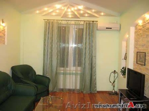 Яркая современная 2-х комнатная квартира #783301