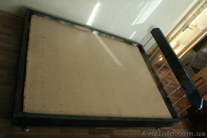 продам деревянную двухспальную кровать ручной работы #788606