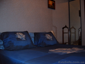 Посуточно 1-к кв-ра,  ул. Красноармейская,  центр,  М