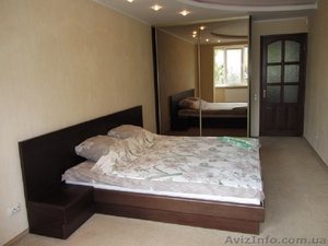 Посуточно, понедельно хозяин сдаст свою 1к.квартиру по пр.Ленина #794517