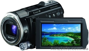 Продам цифровую видеокамеру Sony HDR-CX560E  #790785