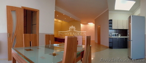 Аренда 3-х комнатной квартиры в новострое  длительно     #800718