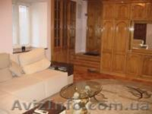 Сдам 4-х комнатную посуточно #806794