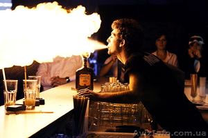 Профессиональное жонглирование бутылками. Курсы флейринга.  #812965