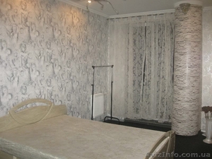 Сдам 3х комнатную квартиру по  пр. Гагарина 5 минут от метро Спортивная #813042