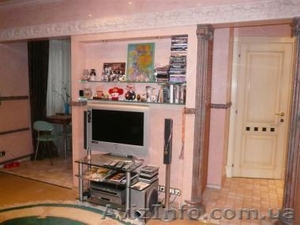 Предлагается в аренду трехкомнатная квартира по ул Тарасовская м. Спортивная #832493