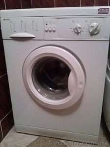 Продам стиральную машину Indesit #816548