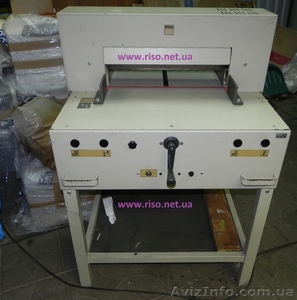Продам б/у  электрическую  гильотину IDEAL  #822575