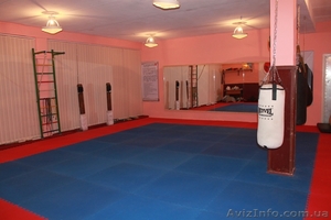 Занятия карате,  самооборона #830982