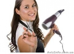 В Симферополе проходят практические курсы «Парикмахер-универсал» #832301