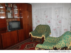 Сдам однокомнатную квартиру. Ул. Перова 10. Ближайшее м.Черниговская,  Дарница,  Л #843155