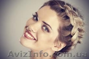 Плетение на волосах в школе парикмахеров от Академии Успеха #834251