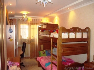 Продам 3-х комн. квартиру на ул. Военный пер. #853736