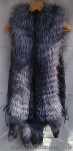 Жилетки из чернобурки и рыжей лисы #861406