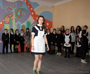  Форма школьная СССР старая для выпускниц Житомир ,  Украина #872452