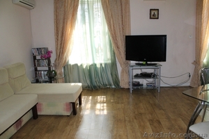 парк Шевченко 2спальни,  кухня-студия,  евроремонт #866785