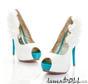 Свадебные/выпускные туфли,  новые 37 размер #864093