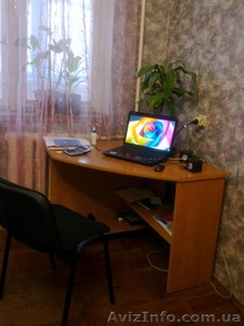 Продам угловой компьютерный стол в идеальном состоянии #870511