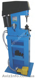 Станок для клепки тормозных колодок для грузовых автомобилей UNI-TROLL (заклёпоч #854244