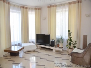 Продам 2-х этажный красивый дом на ул. Люстдорфская дор. #881120