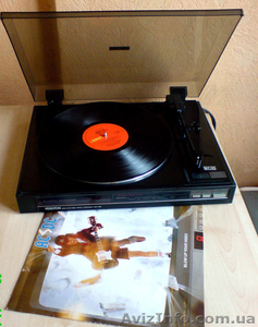 Проигрыватель виниловых дисков #881793