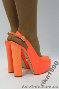 яркие босоножки, коралового цвета #885093