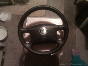 Продам руль Шкода Октавия,  подножки внедорожника #873695
