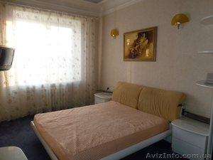 Посуточно 2-х км.кв. пл.Восстания,  пр. Московский,  90а #152169