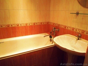 Продам 2-х комнатную квартиру в центре Черкасс в хорошем состоянии #889937