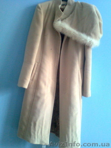 пальто женских,  зимних два #886762