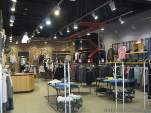 Продам Б/У торговое оборудование для бутиков одежды #886793