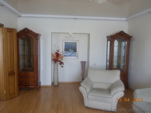 Продам 3-комн. квартиру на проспекте Шевченко  #906284