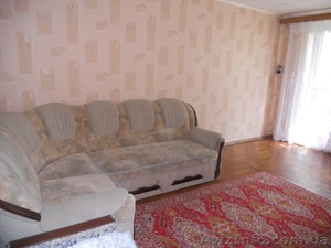 Сдам 1 ком. квартиру м. Маршала Жукова,  возле Дворца Спорта #901941