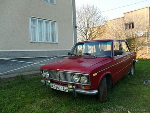 машина ВАЗ 2103  #897607