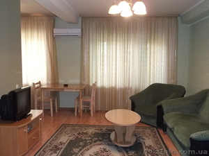 !!! Квартиры посуточно в центре Донецка !!! Площадь Ленина !!! Торг!!! #895999