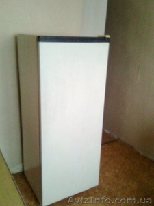 Донбасс10   холодильник-600грн.,   газплиту 4-х комфорочная  #905645