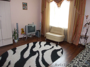 сдам посуточно очень красивую квартиру в центре #900231