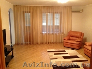 сдам 3-х комнатную квартиру,  м.Харьковская #904378