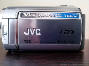 Продам цифровую видеокамеру JVC GZ-MG330HER #903149