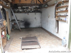 Продам капитальный гараж в кооперативе 