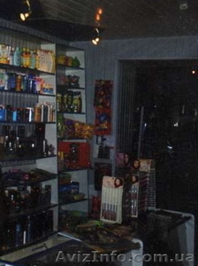 Продам торговое оборудование для магазина непродовольственных товаров. Витрины п #895453