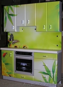 Мини-стенды кухонь и скинали для магазинов,  а также изготовление кухонь для розн #902200