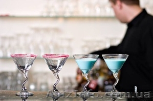 Курсы барменов официантов. Обучение от УЦ Академия Успеха #917713