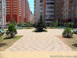 Продам квартиру  на ул. Левитана #909436