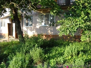 Продам 2-х комн. квартиру в пгт. Коминтерновское,  ул. Центральная #920875