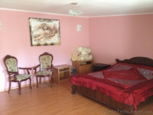 хорошая квартира в доме возле моря #921628