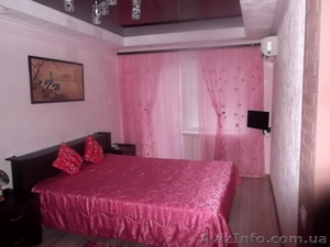 Рядом Медицинский центр «Материнка,  посуточно ,  пл.Дружбы народов 1 #925190