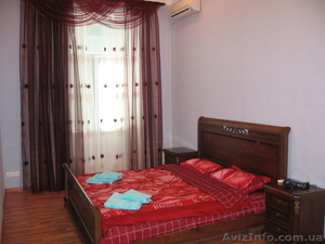 Снять посуточно 3-комнатную студио в историч.центре Киева,  free wi-fi, техника #925583